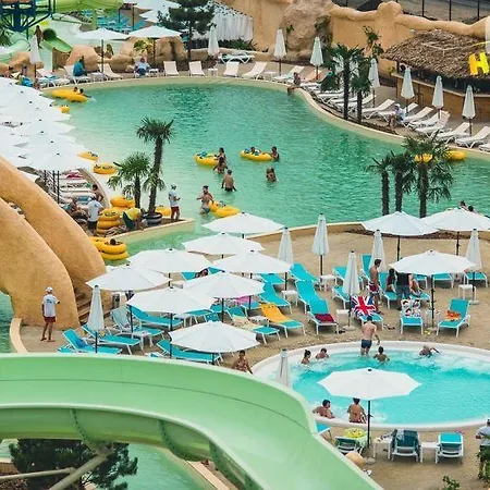 Arcadia Hills Апартаменты